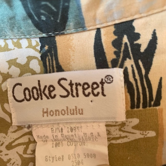 Hawaiian Shirt - Picture 3 of 5